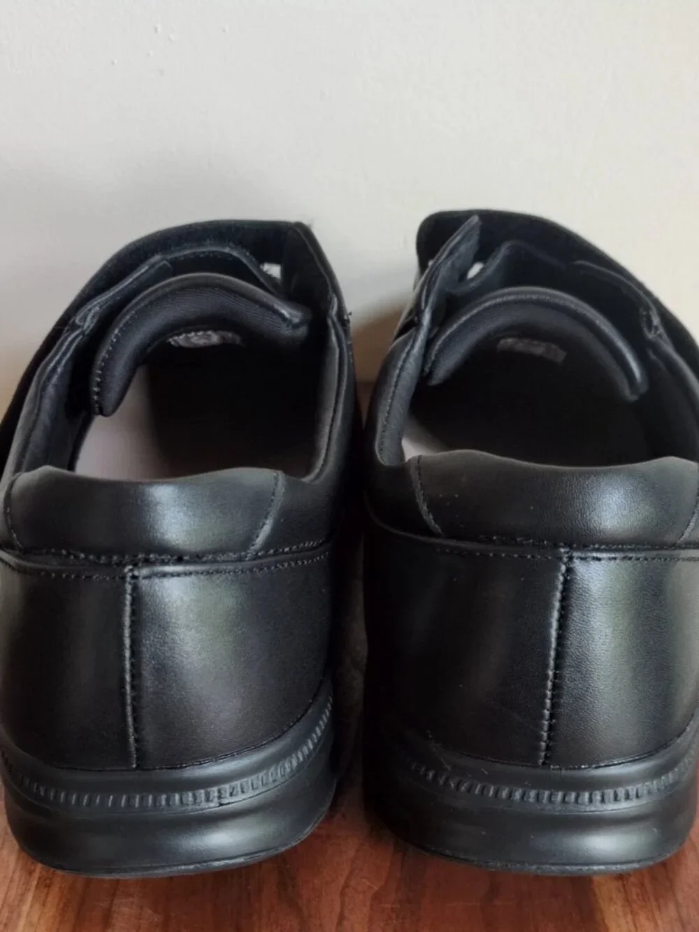 NWOB SureFit Orthopedic Diabetic Mens Shoes S166 Santiago Black 10.5 Wide